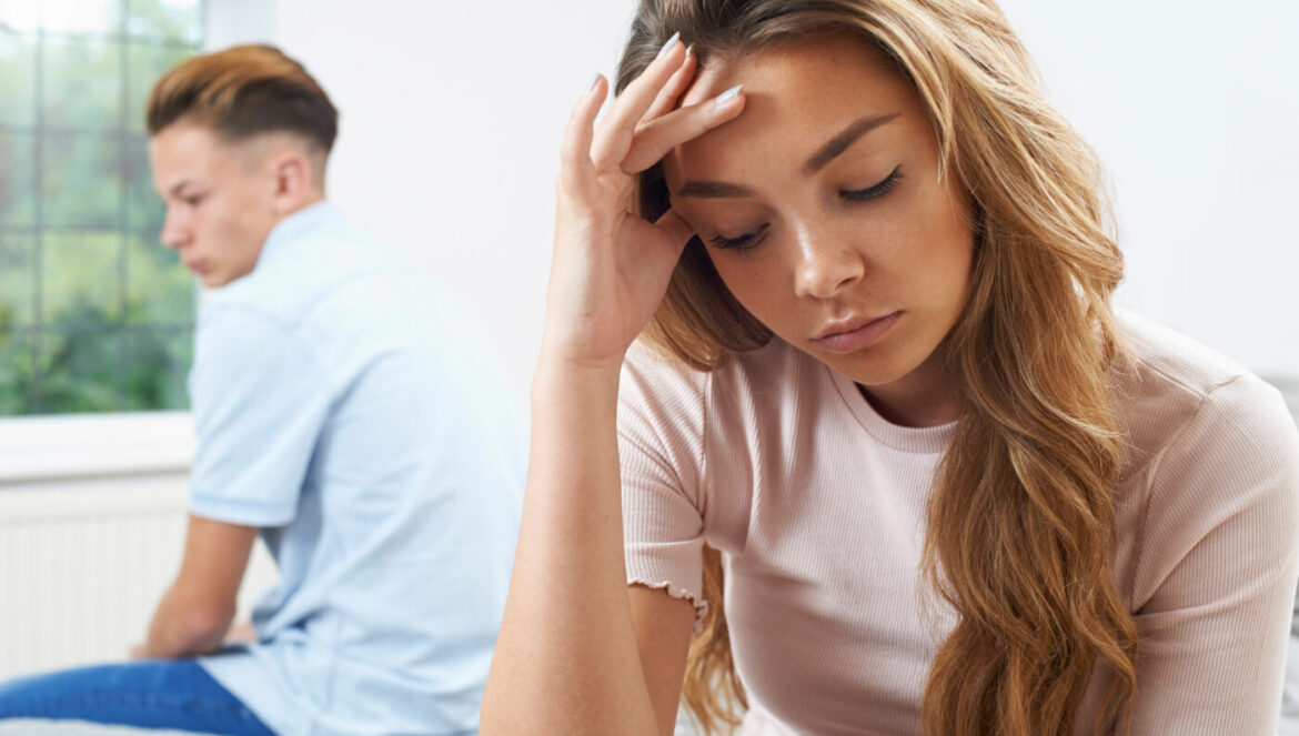 7 sinais sutis de abuso de namoro adolescente